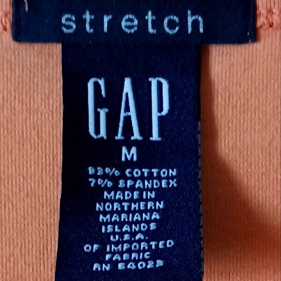 Gap - Picture 3 of 5